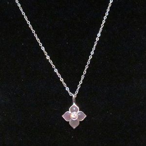 Dainty Tommy Hilfiger flower necklace signed